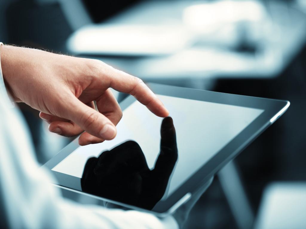 Online Financial Services Comparison Platforms: Are They Useful?