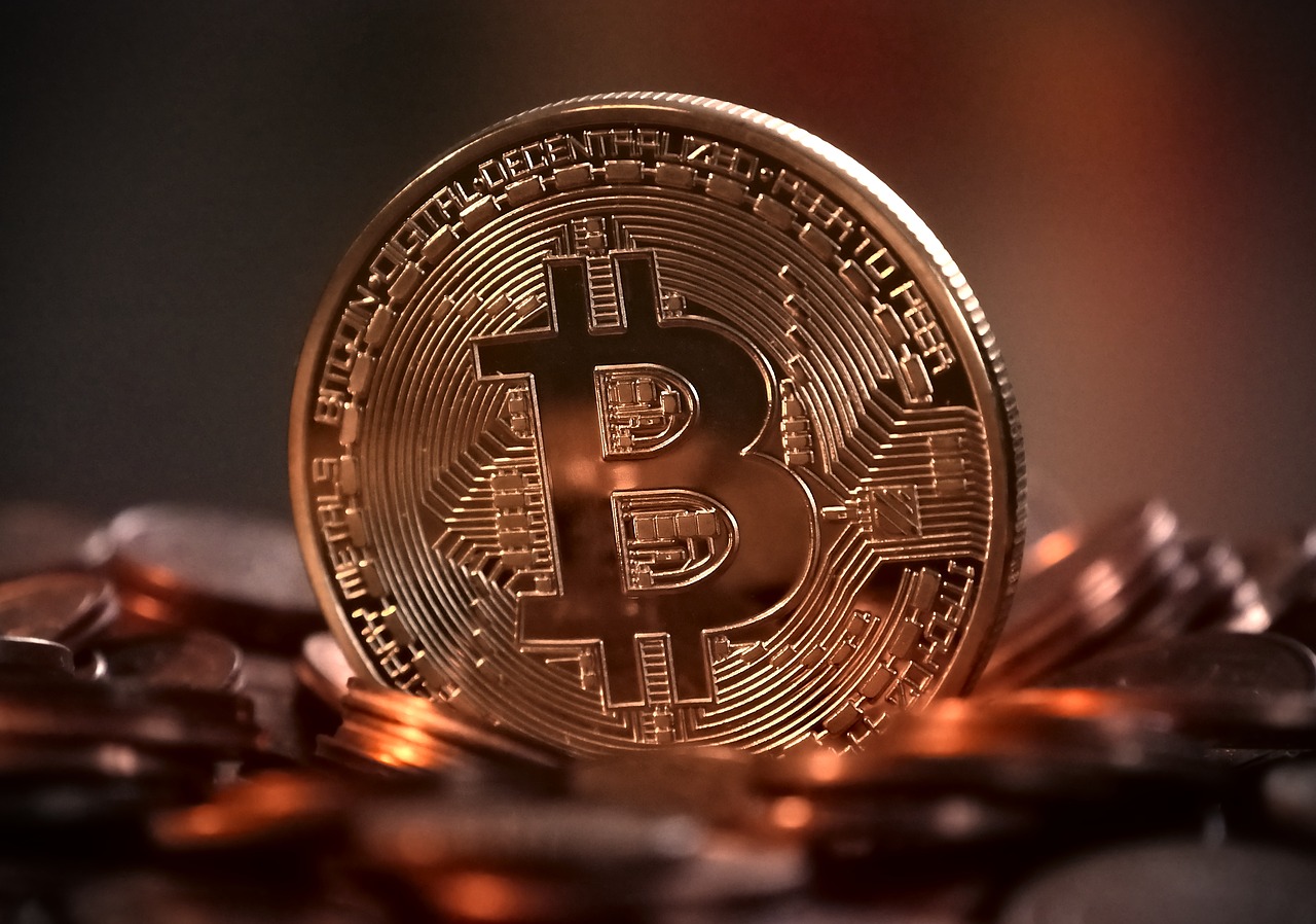 Leonteq Launches Swiss Tracker Certificates on Bitcoin