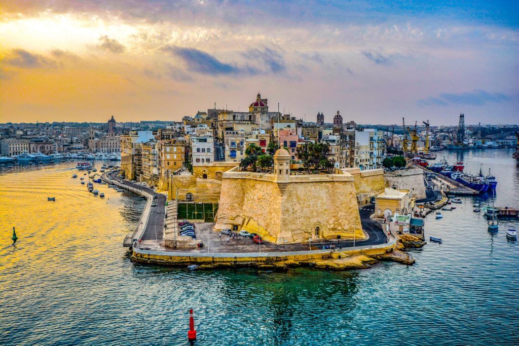 Blockchain, ICOs in Malta